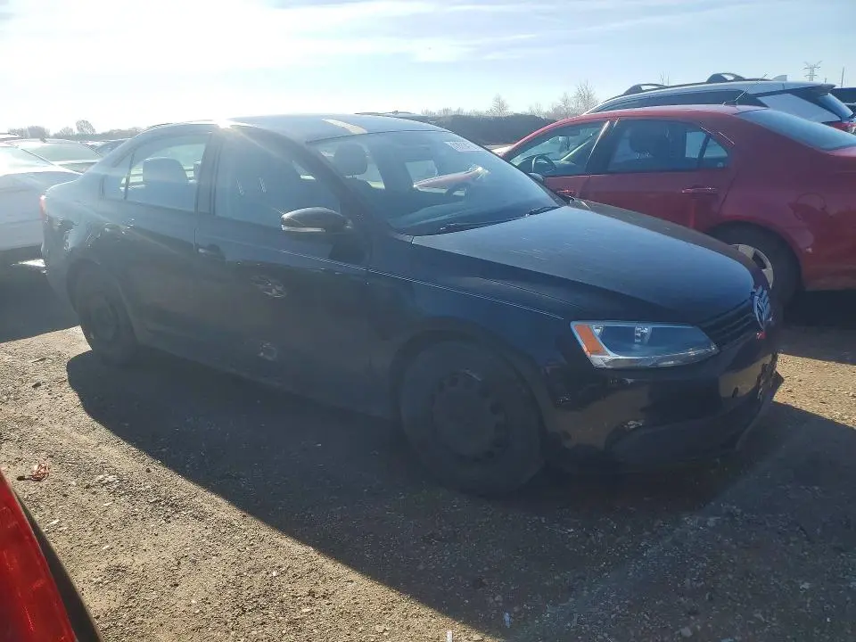 2011 VOLKSWAGEN JETTA   