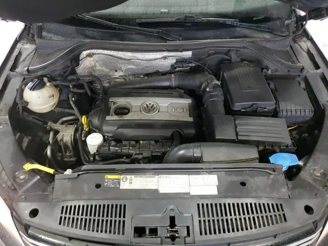 2016 VOLKSWAGEN TIGUAN S  