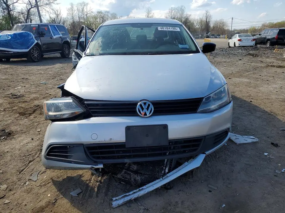 2011 VOLKSWAGEN JETTA BASE  