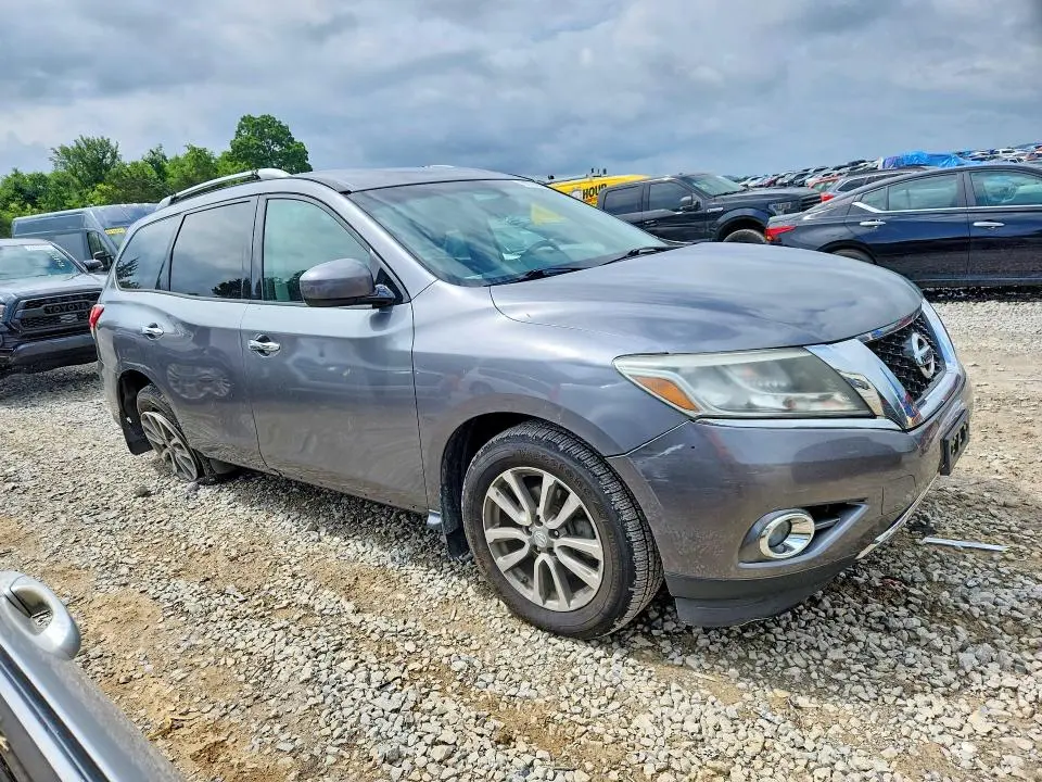 2015 NISSAN PATHFINDER SV  