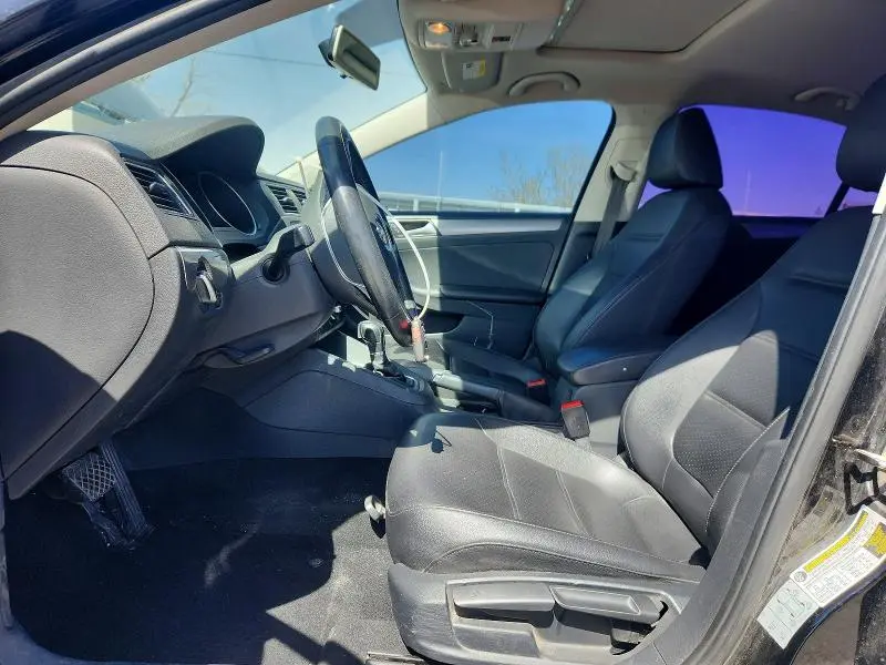 2016 VOLKSWAGEN JETTA SE  