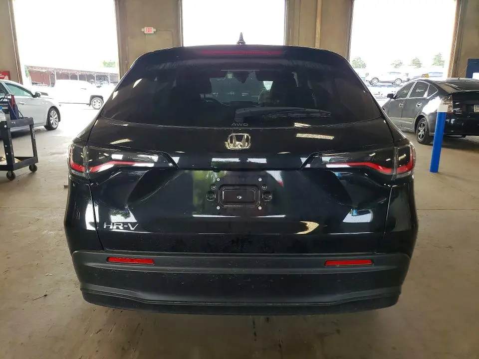 2026 HONDA HR-V LX  