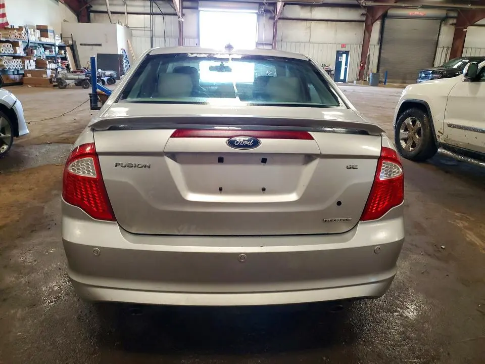 2011 FORD FUSION SE  