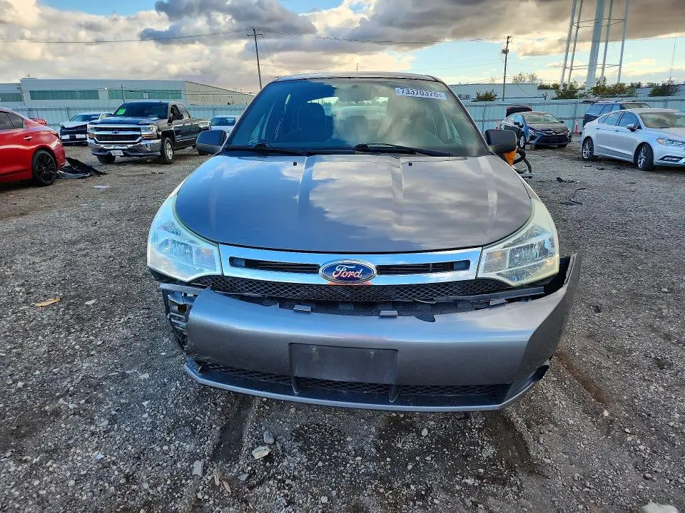 2011 FORD FOCUS SE  