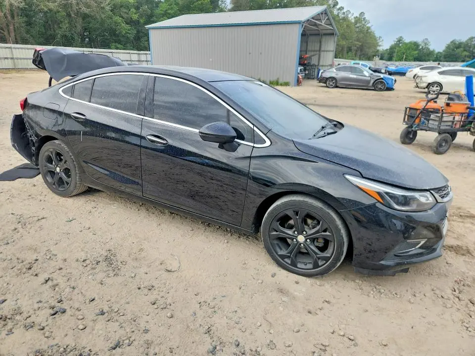 2018 CHEVROLET CRUZE PREMIER  
