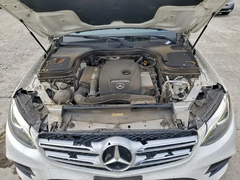 2019 MERCEDES-BENZ GLC 300  