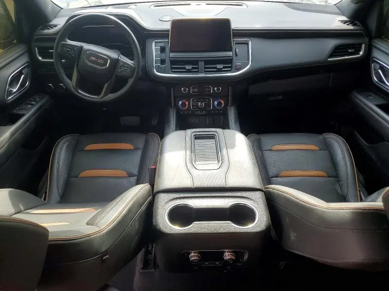 2022 GMC YUKON AT4  