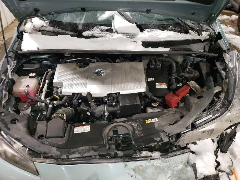 2020 TOYOTA PRIUS LE  