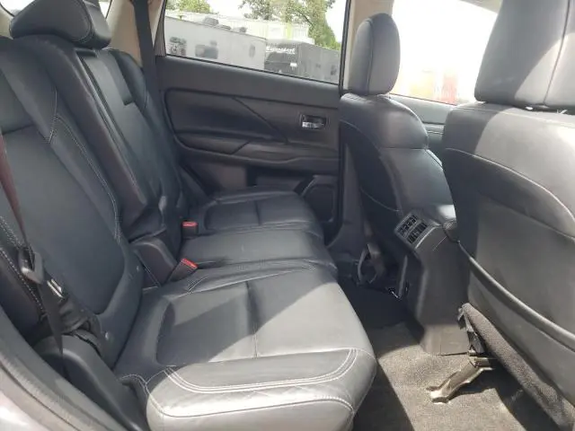 2020 MITSUBISHI OUTLANDER SE