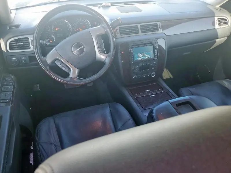 2011 GMC YUKON DENALI
