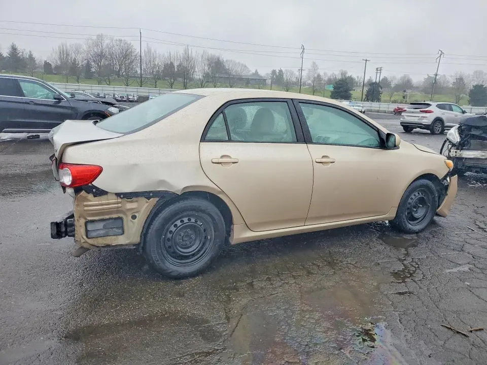 2011 TOYOTA COROLLA LE  