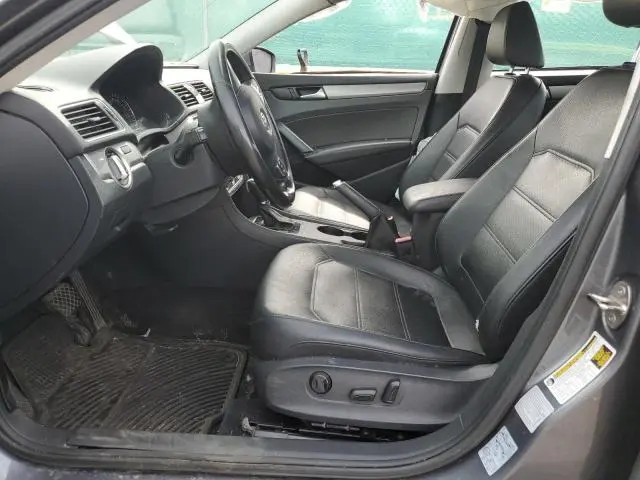 2015 VOLKSWAGEN PASSAT S  