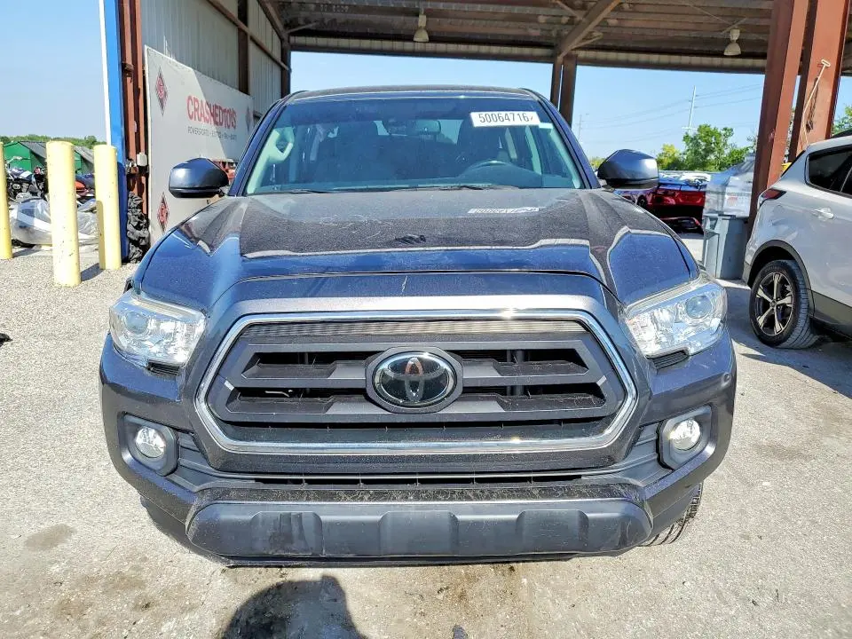 2020 TOYOTA TACOMA SR5 V6  