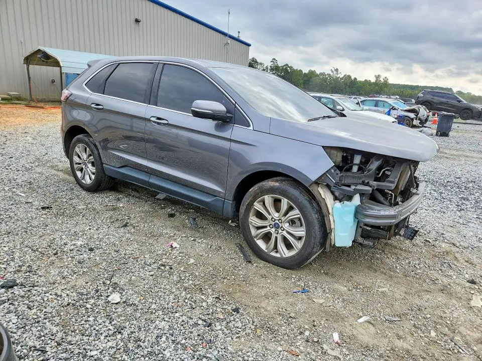 2022 FORD EDGE TITANIUM  