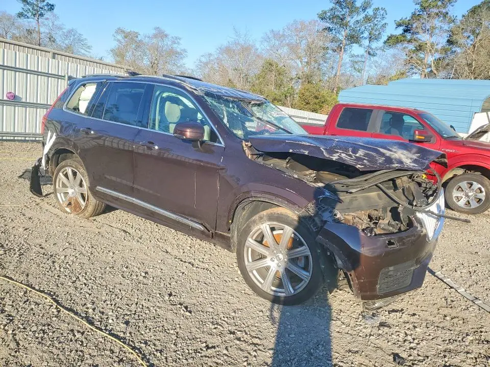 2018 VOLVO XC90 T6  