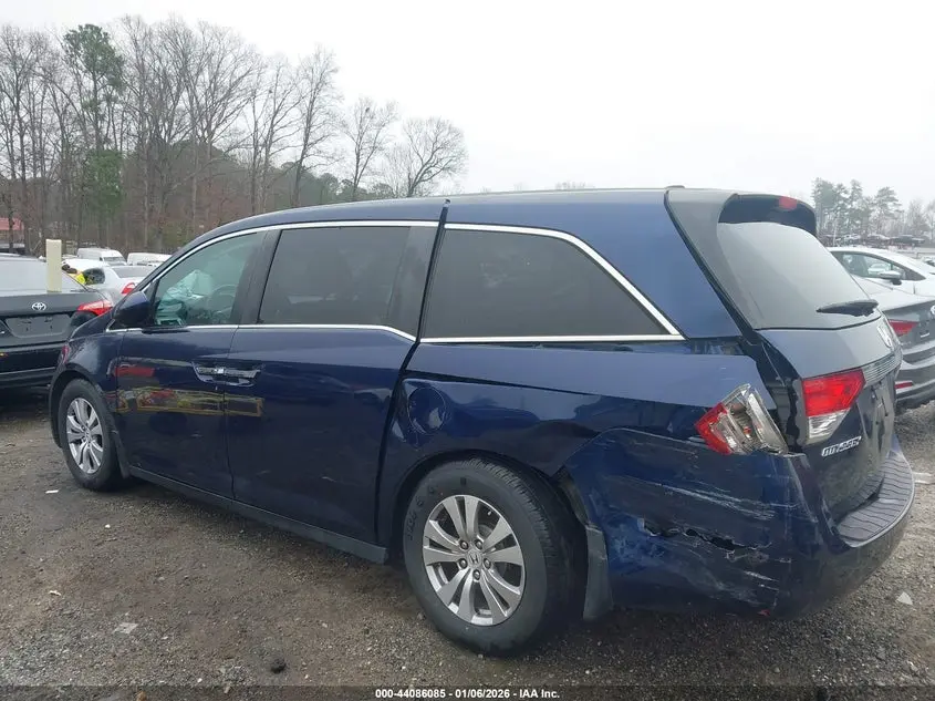 2016 HONDA ODYSSEY SE