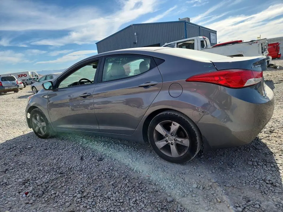 2013 HYUNDAI ELANTRA GLS  