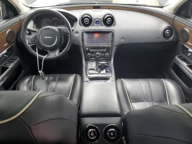 2011 JAGUAR XJL SUPERCHARGED  
