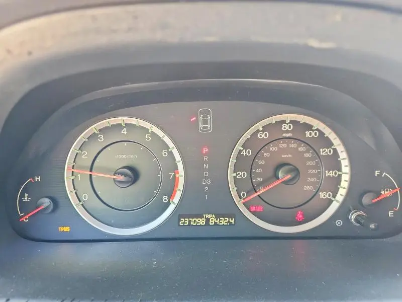 2010 HONDA ACCORD LXP  