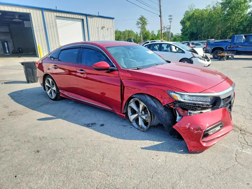2018 HONDA ACCORD TOURING  