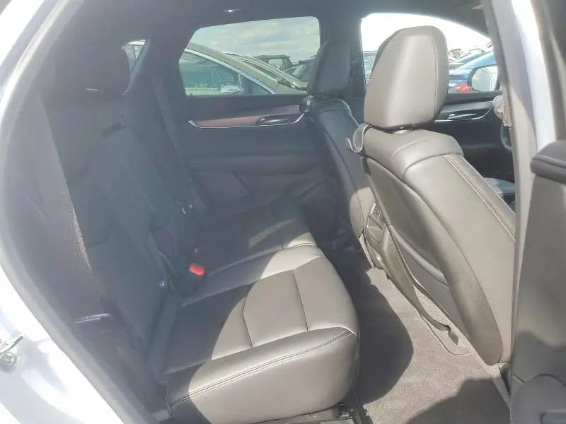 2025 CADILLAC XT5 LUXURY  