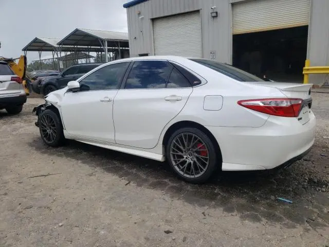 2016 TOYOTA CAMRY LE  