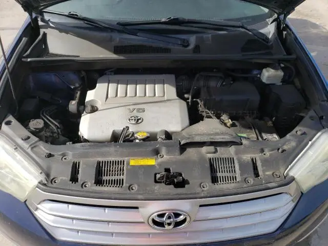 2013 TOYOTA HIGHLANDER LIMITED