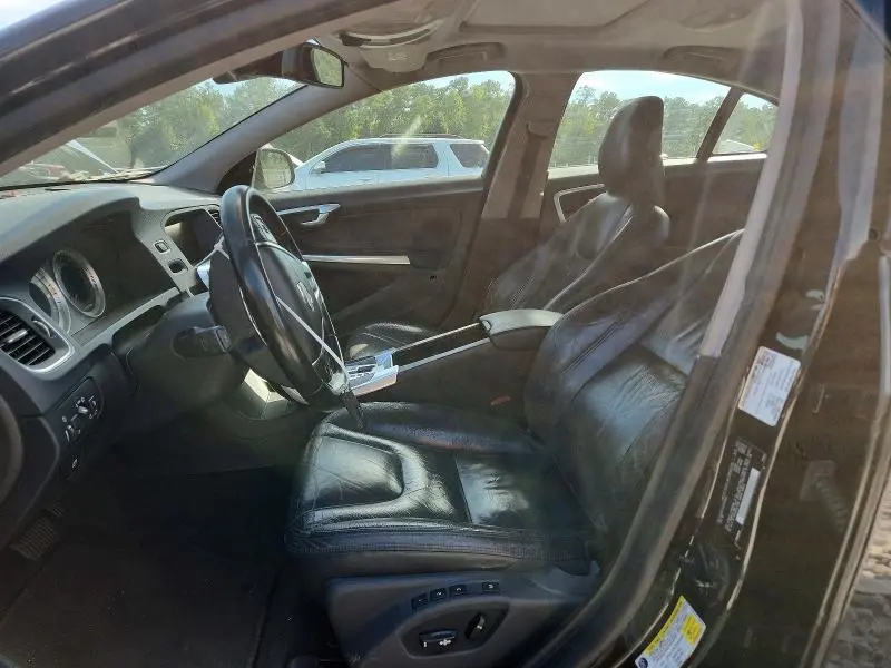 2012 VOLVO S60 T5  