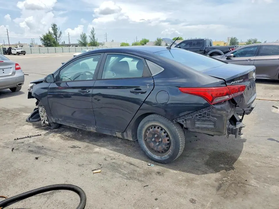 2018 HYUNDAI ACCENT SE  