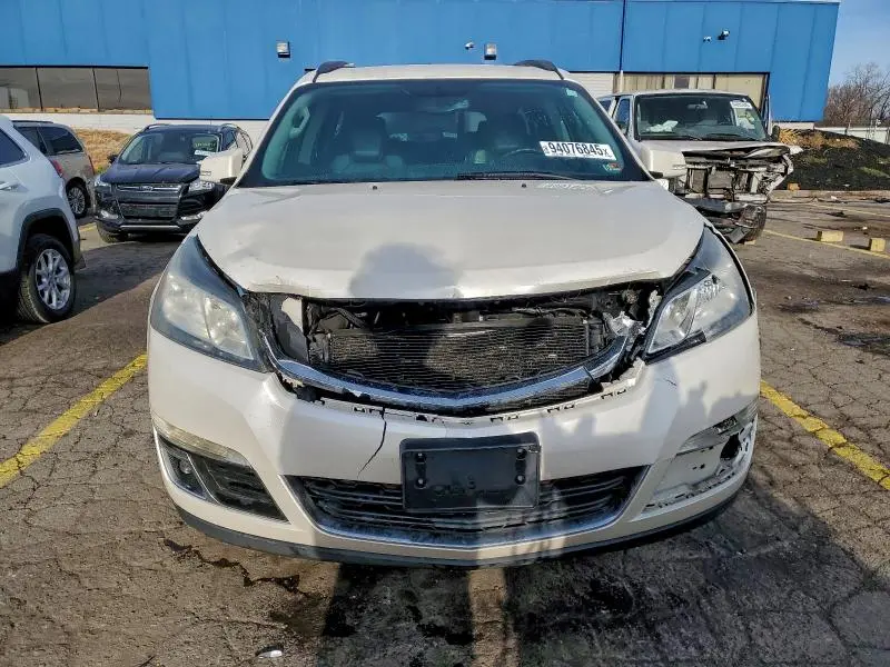 2014 CHEVROLET TRAVERSE LT  