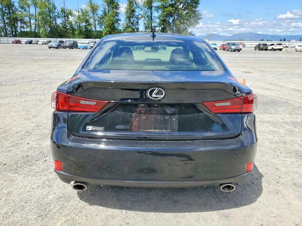 2016 LEXUS IS 200T  