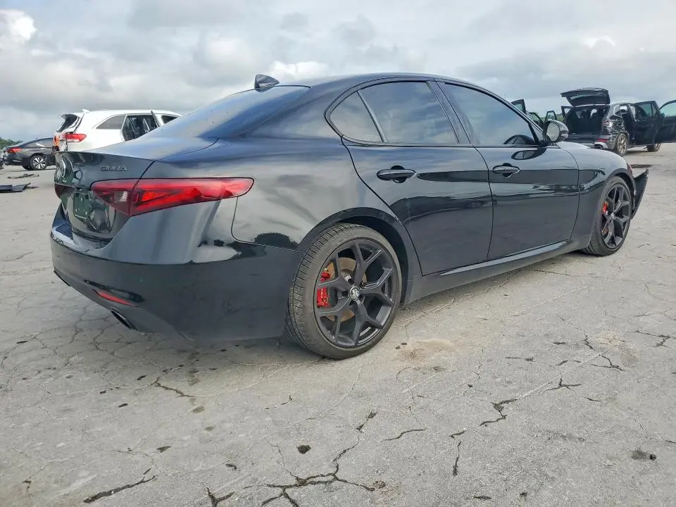 2020 ALFA ROMEO GIULIA   