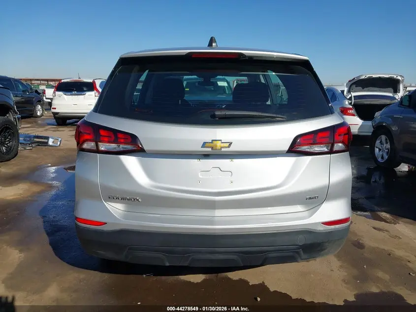 2022 CHEVROLET EQUINOX AWD LS