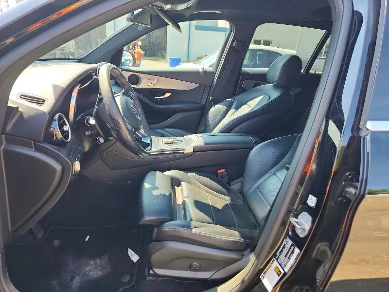 2019 MERCEDES-BENZ GLC 300 4MATIC  