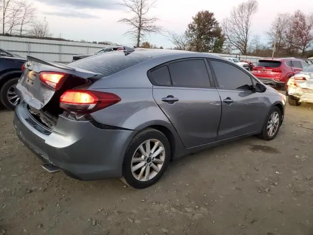 2017 KIA FORTE LX  