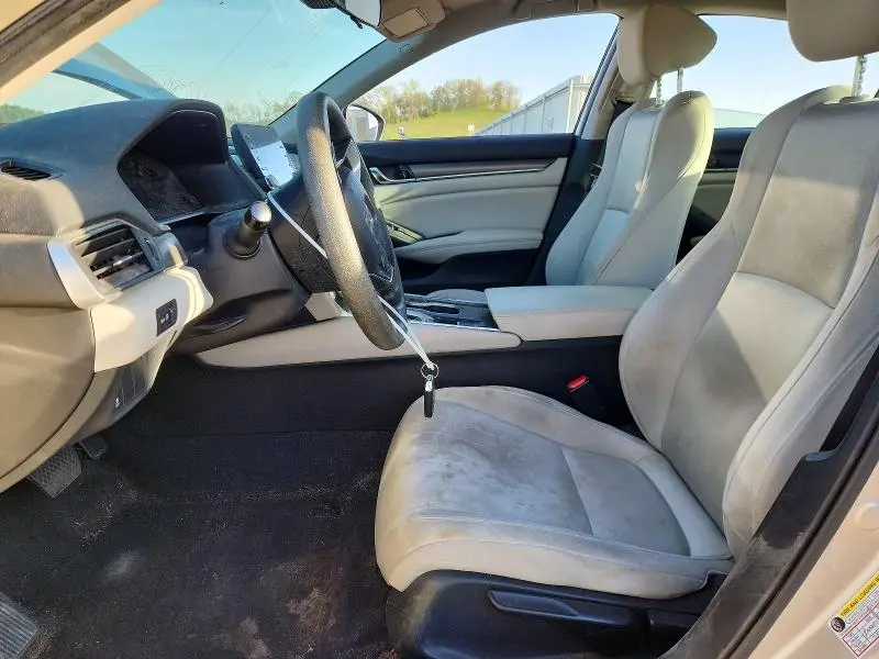 2019 HONDA ACCORD LX  