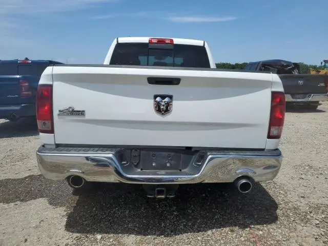 2015 RAM 1500 SLT  