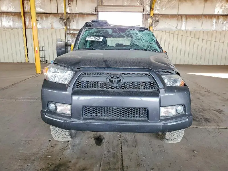 2013 TOYOTA 4RUNNER SR5  