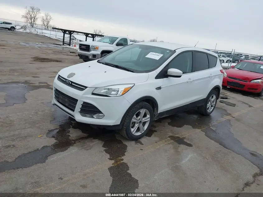 2016 FORD ESCAPE SE
