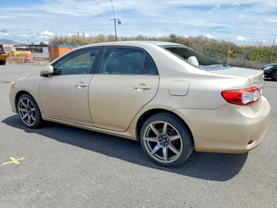 2013 TOYOTA COROLLA L  