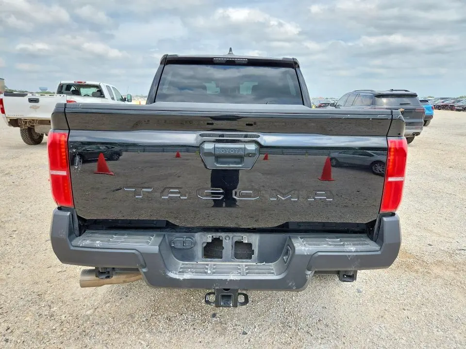 2025 TOYOTA TACOMA SR  