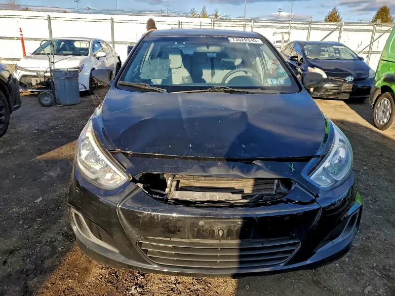 2015 HYUNDAI ACCENT GS  