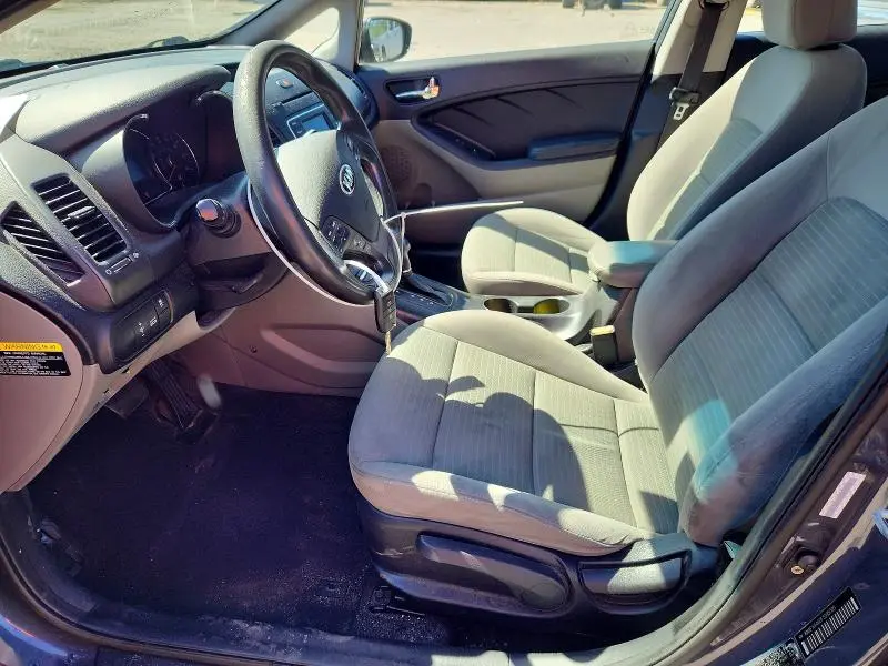 2015 KIA FORTE LX  