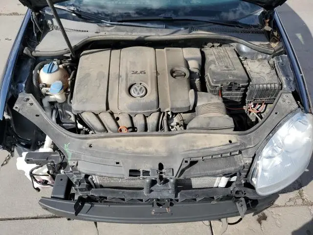 2010 VOLKSWAGEN JETTA SE  
