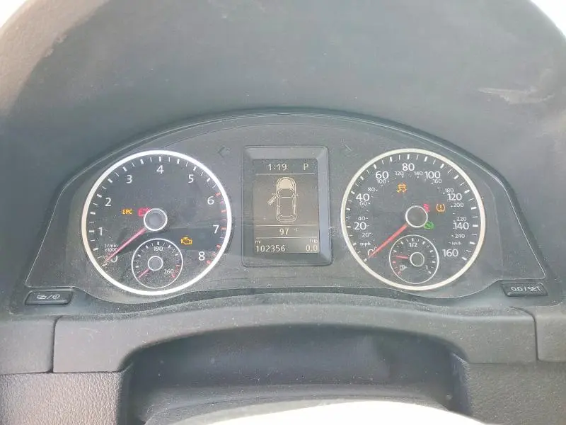2014 VOLKSWAGEN TIGUAN S  