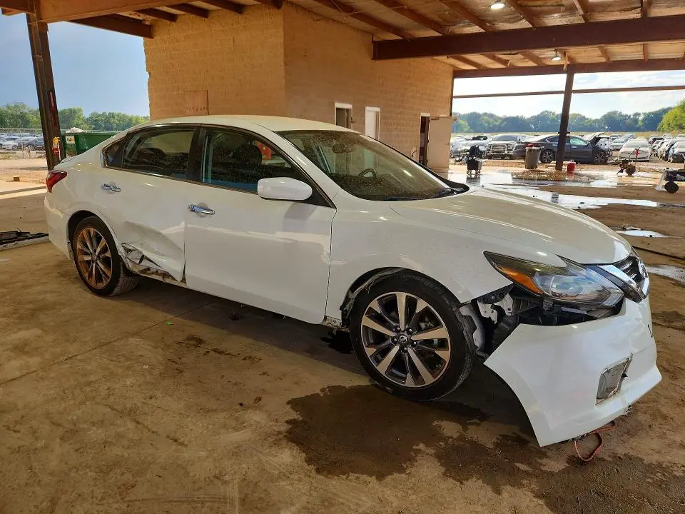2017 NISSAN ALTIMA 2.5 SR  
