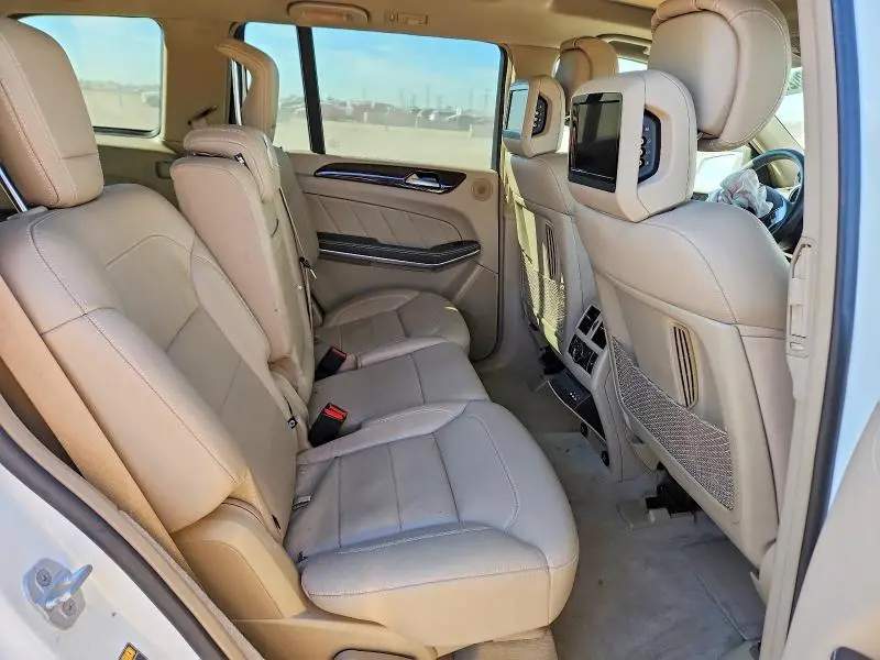 2015 MERCEDES-BENZ GL 550 4MATIC  