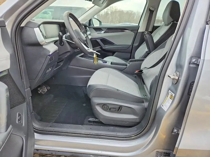 2025 VOLKSWAGEN TIGUAN SE  