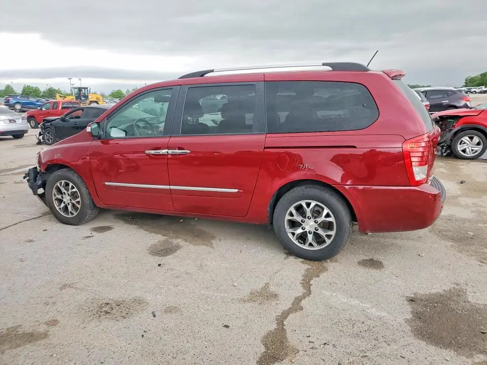 2014 KIA SEDONA   