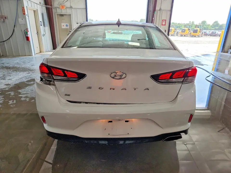 2019 HYUNDAI SONATA SE  